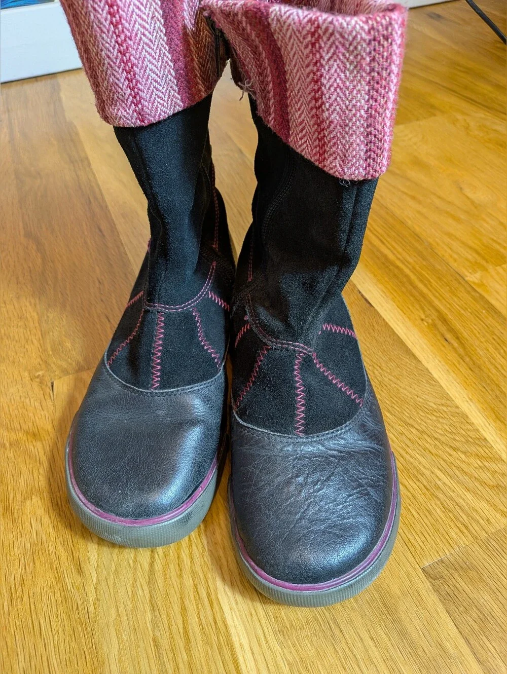 Keen Magalia Girls Black and Pink Suede Mid-Calf Boots with Fold-Over Cuff